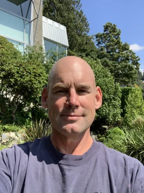 <span>James, 59</span> <span style='width: 25px; height: 16px; float: right; background-image: url(/bitmaps/flags_small/CA.PNG)'> </span><br><span>Vancouver, Канада</span> <input type='button' class='joinbtn' style='float: right' value='JOIN NOW' />