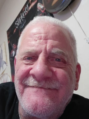 American men looking for love