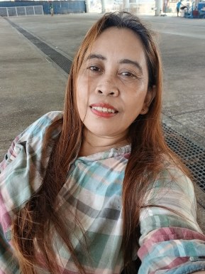 <span>Rosalie, 50</span>&nbsp;<span style='width: 25px; height: 16px; float: right; background-image: url(/bitmaps/flags_small/PH.PNG)'>&nbsp;</span><br><span>Mandaluyong, Philippinen</span>&nbsp;<input type='button' class='joinbtn' style='float: right' value='JOIN NOW' />