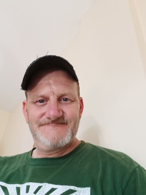 <span>Boe, 51</span> <span style='width: 25px; height: 16px; float: right; background-image: url(/bitmaps/flags_small/US.PNG)'> </span><br><span>Brewster, Stany Zjednoczone</span> <input type='button' class='joinbtn' style='float: right' value='JOIN NOW' />